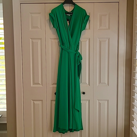 Meghan LA | Dresses | Meghan La Short Sleeve Maxi Dress | Poshmark